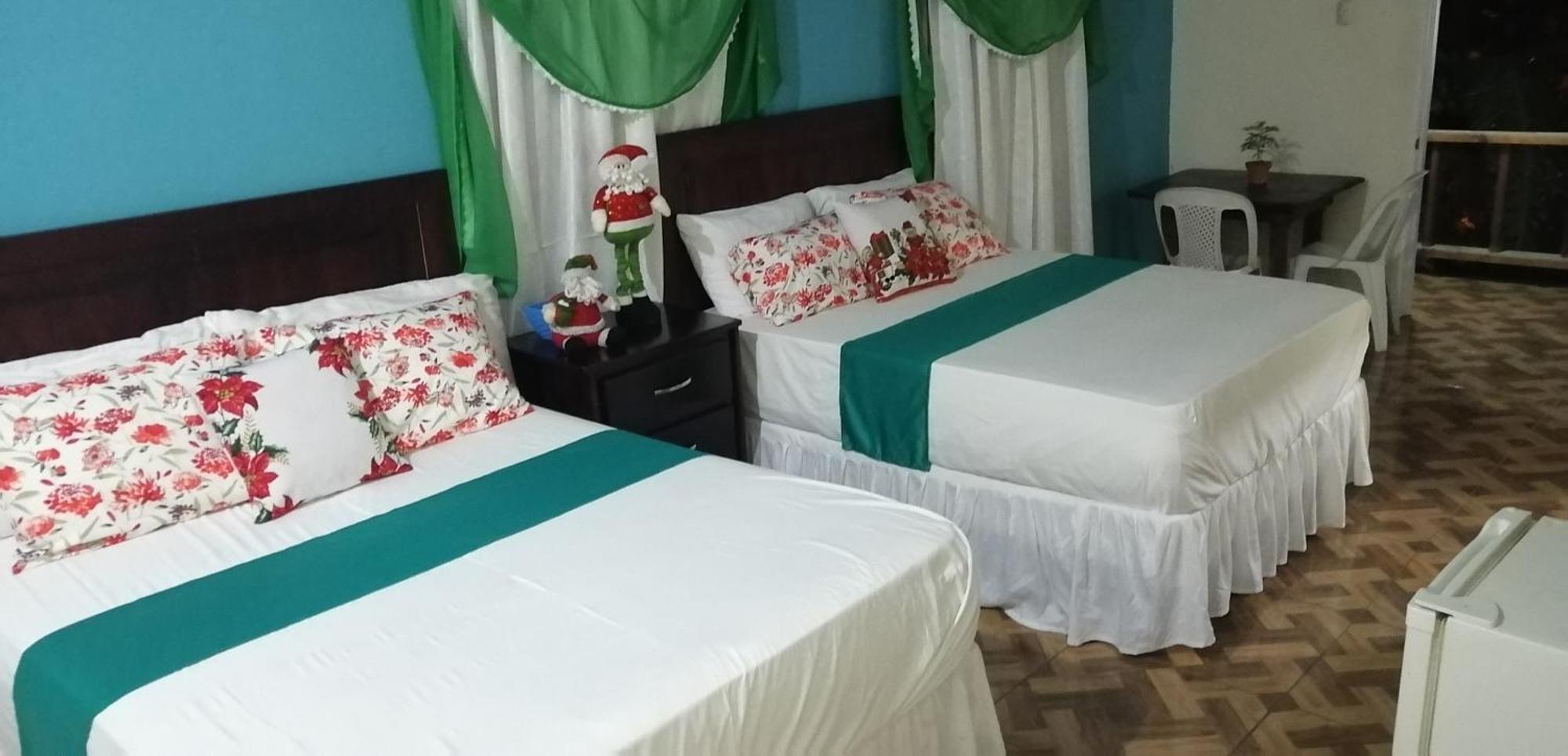 La Famosa Costillas A La Lena Jarabacoa Phòng bức ảnh